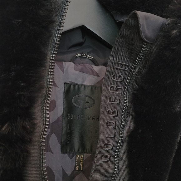 Goldbergh Victoria Faux-Fur ski Jacket or winter Jacket - Picture 12 of 16